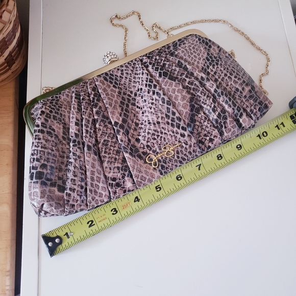 Jessica Simpson NWOT Clutch on Chain - Leopard Print O/S - Picture 10 of 14